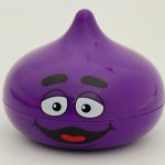 なんとも言えない表情とこのスライムの形が妙にマッチしていて可愛らしい