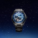 【シチズンと映画「E.T.」がコラボ】機械式オープンハートを舞台に満⽉の夜空を翔ける名シーンを再現!