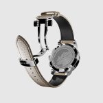 機械式のような滑らかなクロノグラフ運針が魅力のSEIKO VK64メカクオーツを搭載