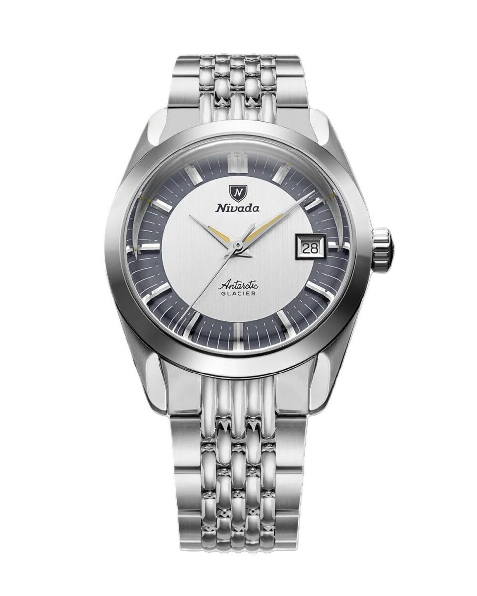 ニバダ・グレンヒェン「アンタークティック・グレイシャー」￥231,000／手巻／35㎜径／パワーリザーブは42時間／5気圧防水