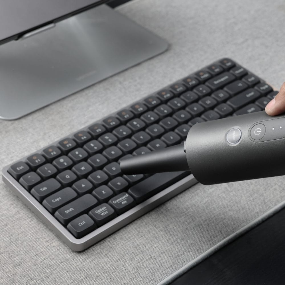 「HOTO 4WAYクリーナーPRO」は小型なので、ちょこっと掃除に役立ちます