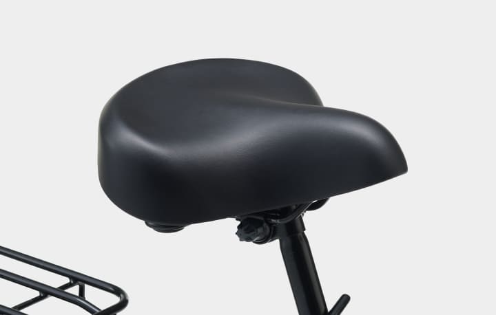 ゆったりと座れるワイドシート