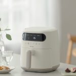 【簡単・おいしい・ヘルシーを両立】アイリスオーヤマの最新卓上調理器は過熱水蒸気式のエアフライヤー！