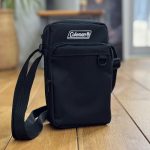 さりげないコールマンのロゴが大人っぽい