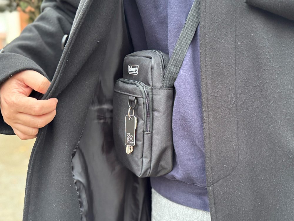 コートのインにも着用できる