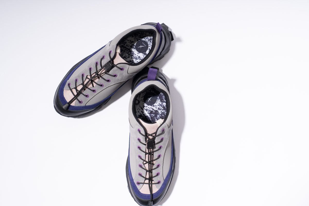 LEAVES GRAY ¥24,200