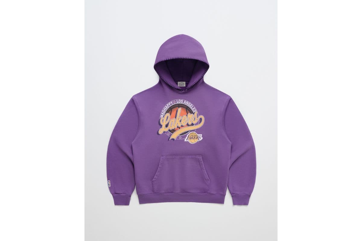 マッドハッピー「Lakers Basketball Fleece Hoodie」¥38,500