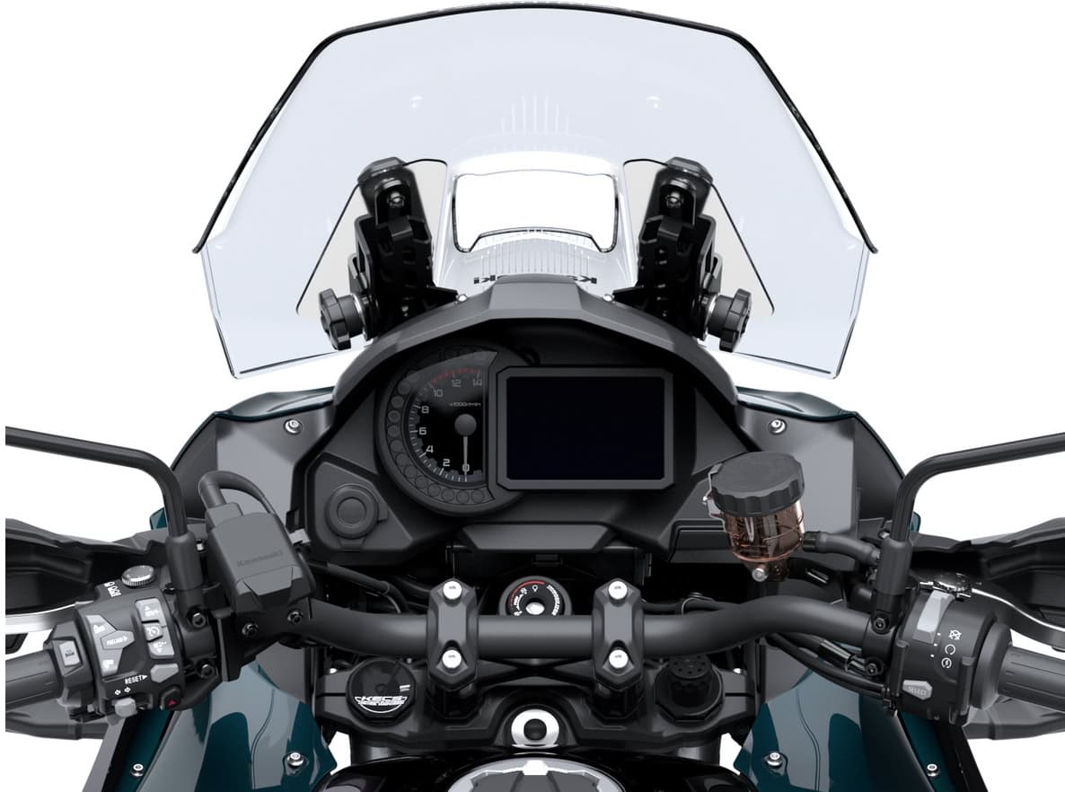 ワイドなハンドルバーは、リラックスしつつも操作性に優れたアップライトなポジションを実現