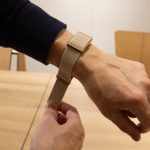 スクリーンレスタイプのウェアラブルデバイスが、新しいモノや体験を応援購⼊できるMakuakeで先行予約開始