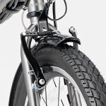 実用的な前後フルフェンダーも備えている