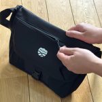 引き手も持ちやすく、ジップ幅も大きいので出し入れがしやすい