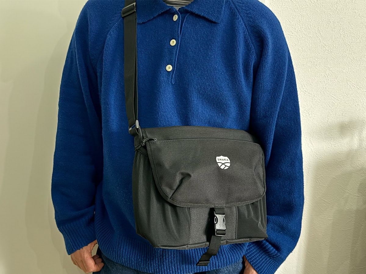 実際に肩掛けしてみた時のサイズ感