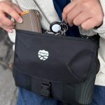 トップファスナーには財布や鍵などの必要性が高いものを