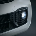 特別装備のLEDフォグライト、フォグライトガーニッシュはベルリナブラック塗装