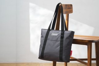 【付録速報】コールマンの「10大機能トート」が凄すぎる！ 水に強くてキャリーオンもできるバッグ付き『MonoMax3月号』が予約開始