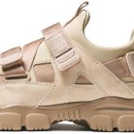 シャカ　オッタートレイルランAT　LINEN／TAUPE