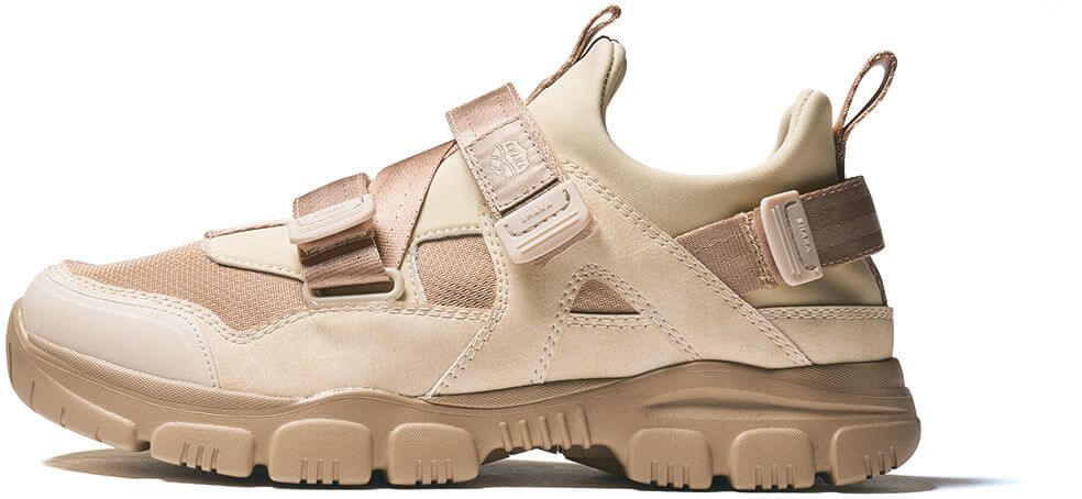 シャカ　オッタートレイルランAT　LINEN／TAUPE