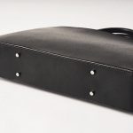 自立の秘密は底鋲にあり!