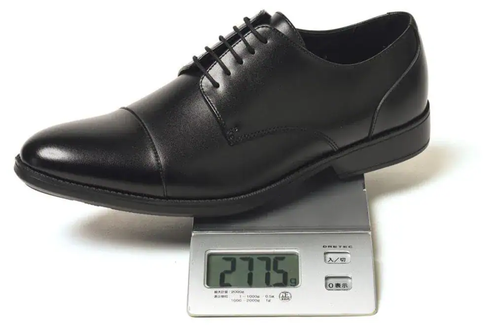 第2位　【通勤快適グッズ】革靴っぽい見た目で約280g!? AOKIのすごいビジネスシューズほか「優秀すぎる」ビジネスアクセサリー4選