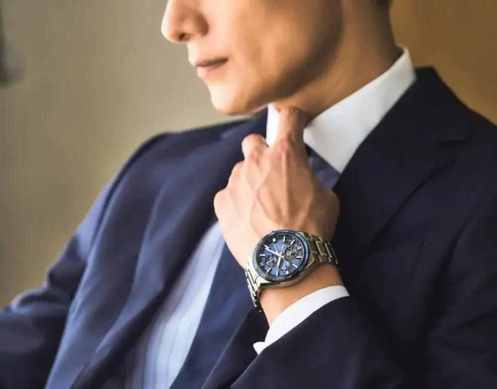 第2位 【通勤快適グッズ】革靴っぽい見た目で約280g!? AOKIのすごいビジネスシューズほか「優秀すぎる」ビジネスアクセサリー4選