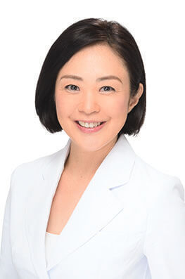 「管理栄養士・料理研究家　麻生れいみさん」 慶應義塾大学SFC研究所食・フードサイエンス＆テクノロジー共同研究機構メンバー。『20kgやせた！ 糖質オフ入門 最新版』（宝島社）など、著書は28冊に及ぶ