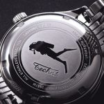 ファッション的ながら200m防水の本気スペックを実現