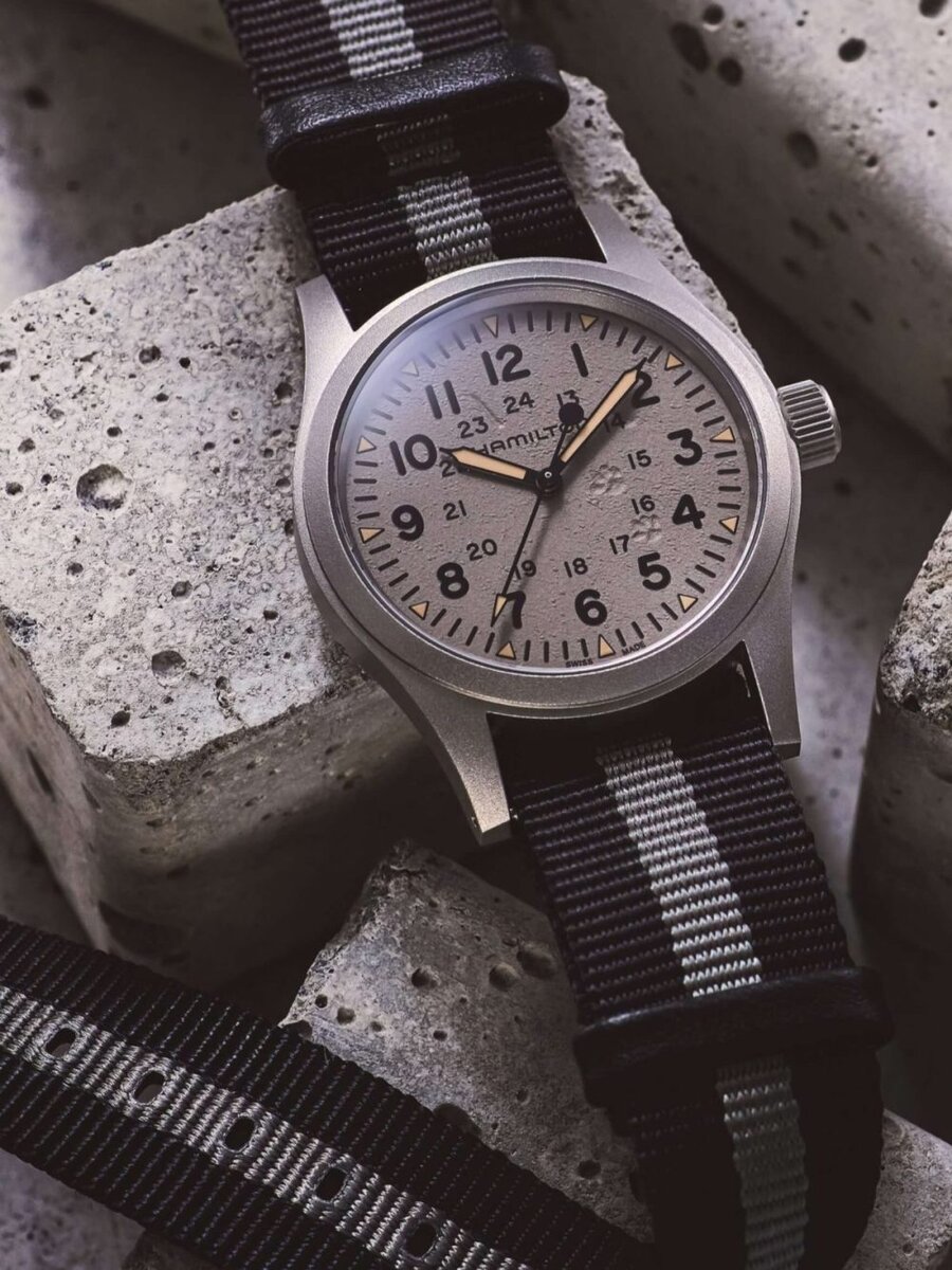 ハミルトンストア　東京 キャットストリート限定カーキ フィールド メカ