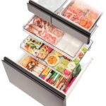 収納力抜群の3段冷凍室