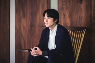 【風間俊介インタビュー】「“全部ステキだな”と思ったら、あえて何も買わない」日常を豊かにするモノ選びの哲学を語る