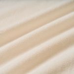 多孔質構造の素材が汗を吸い取る