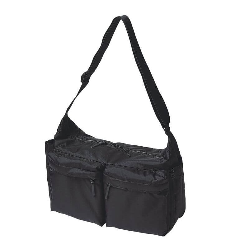 ユニクロ マルチポケットショルダーバッグ