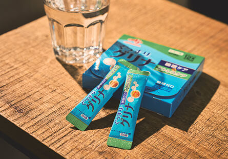 【睡眠サポート食品部門 大賞】味の素
「グリナ&reg;」睡眠ケア＆ストレスケアスティック12本入り　「1日1包を目安に」