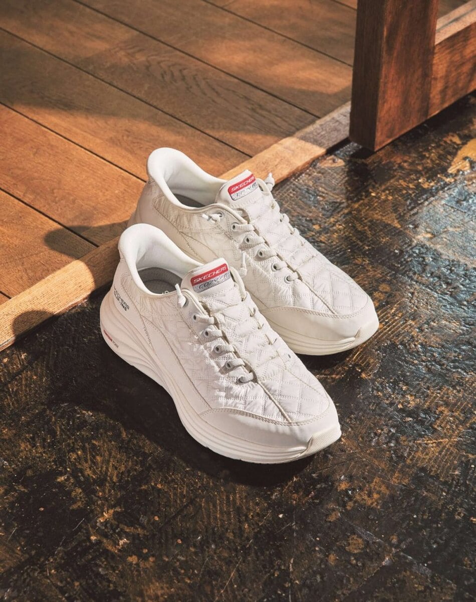 スケッチャーズ スリップインズ コンツアーフォーム-コージーフィット ￥13,090