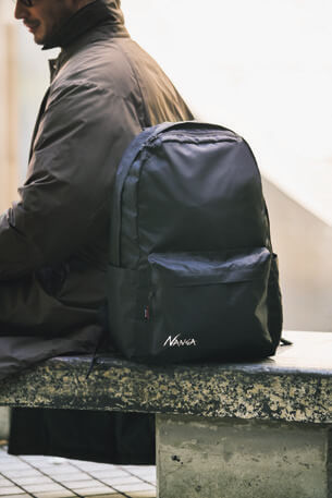 転がらずに自立するフォルム