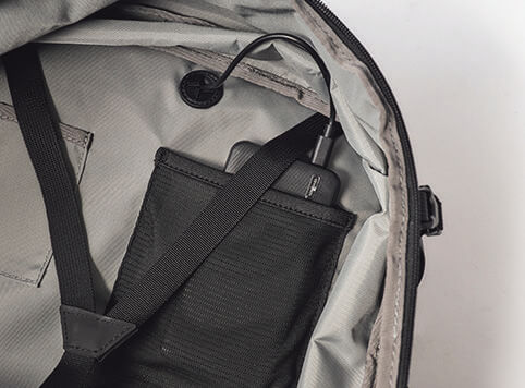 スマホ充電もヨクデキ