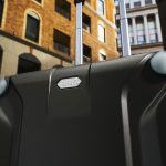 ヘルメットブランド”SHOEI”が作り上げた”守る”キャリーケース「X-CORE」