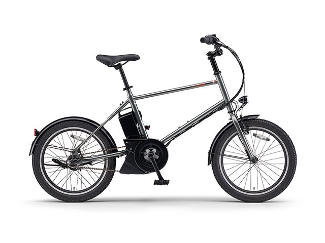 クールな印象のメルティグラファイトカラー