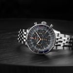 ブライトリング「ナビタイマー B01 クロノグラフ 43 ジャパン エディション」¥1,485,000/自動巻/43㎜径/パワーリザーブ約70時間/3気圧防水
