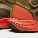 防水防風アウトドアシューズ、GORE-TEX素材を使用した高性能登山靴.