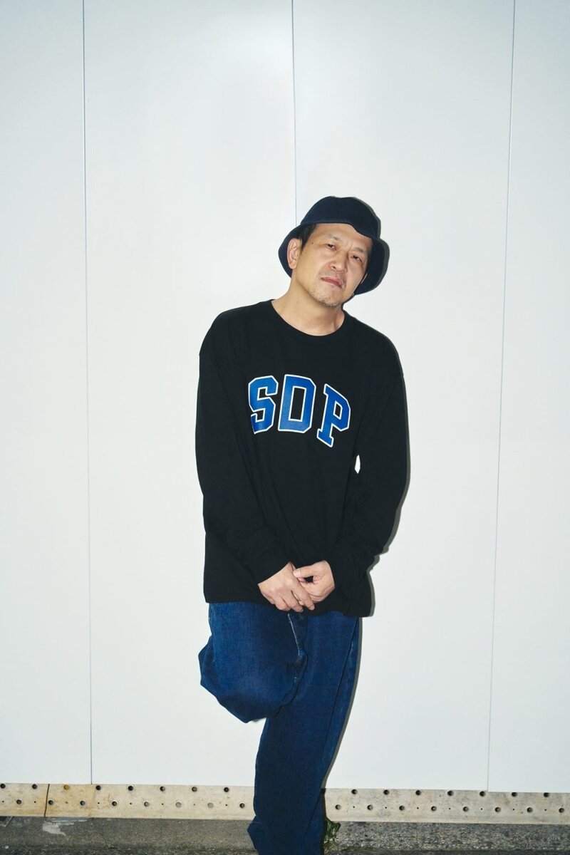 Gap×SDP「アーチロゴ ロングスリーブTシャツ」¥4,990