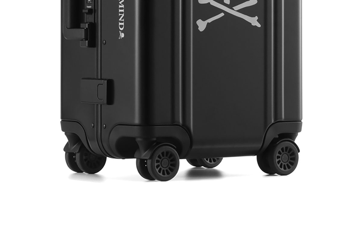 回転を補助するベアリングを内蔵した&Phi;60㎜静音キャスター