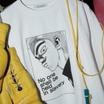 ジャーナルスタンダード「ろくでなしBLUES プリント スウェット(ホワイト)」¥14,300