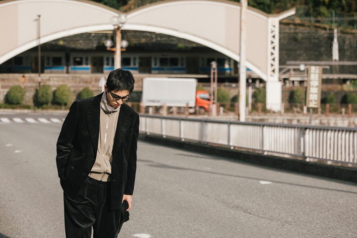 【服好きが唸る傑作】NEATの「幻の初期型」が復刻!アーバンリサーチ別注“肉厚コーデュロイ”のパンツが最高