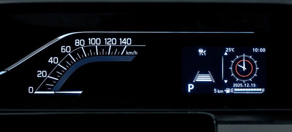 4.2インチのマルチインフォメーションディスプレイ［カラー］も標準装備化