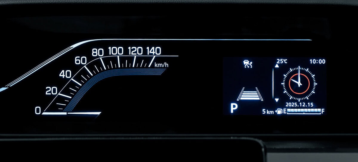 4.2インチのマルチインフォメーションディスプレイ［カラー］も標準装備化