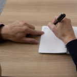 インスピレーションを大切に保管し、内容がそのまま電子議事録に組み込まれるので、手書きとAIで完全な記録を作り上げてくれる