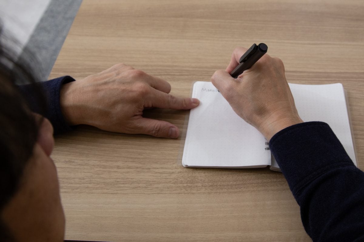 インスピレーションを大切に保管し、内容がそのまま電子議事録に組み込まれるので、手書きとAIで完全な記録を作り上げてくれる