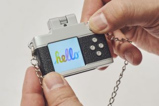 【スリコの即完カメラ】極小トイデジ&フィルムカメラを試してみたら…3COINSの話題作は「大人にこそ刺さる」エモさ爆発ガジェットだった