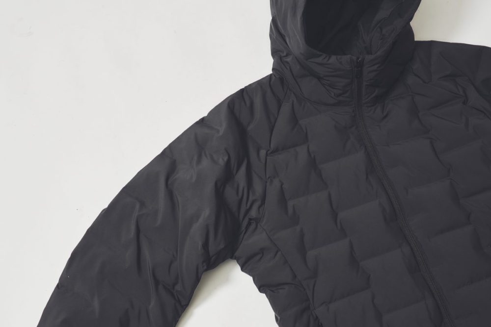 3Dカット設計で可動域が広く、腕を上げやすい