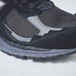 不揃いにカットされたパーツ